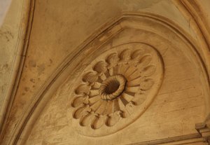 Egy faragott rosace nézetét ábrázolja alkotó: French School