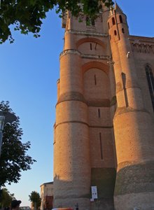 A nyugati tornyot ábrázolja alkotó: French School