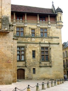Törvényszék háza alkotó: French School