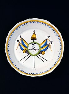 La Montaigne tányér (kerámia) alkotó: French School