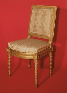 Louis XV stílusú szék (aranyozott fa és selyem)