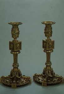 Boucheron gyertyatartó pár, 1783 (ezüst aranyozott) alkotó: French School