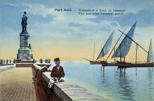 Port Said postcard. Monument dedicated to Fernand de Lesseps with views of the port and the sea. Around 1900 (postcard) alkotó: French School