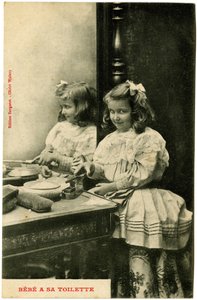 Képeslap: babának van a WC-je, Bergeret kiadások, Walery klisé (nyomtatott papír) alkotó: French School