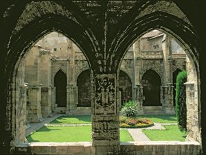 A kolostorkert, az egyik galériából nézve, 1272-1340 alkotó: French School