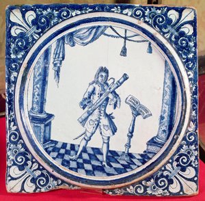 Fagottművészt ábrázoló csempe, 1706 (fajansz) alkotó: French School