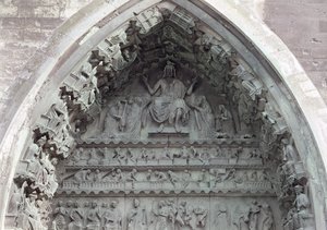 Timpanon az északi kereszthajó bal oldali portájáról, amely az utolsó ítéletet ábrázolja, 1225-40 alkotó: French School