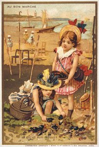 vintage képeslap, amely gyerekeket ábrázol a tengerparton alkotó: French School