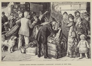Vámhivatal tisztjei utasok poggyászát vizsgálják New Yorkban alkotó: George Augustus Sala