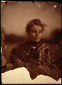 Beatrice Webb (1858-1943) portréfotója (autokróm fotó) (lásd még: 2900) alkotó: George Bernard Shaw