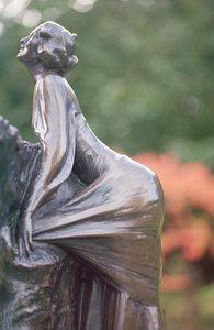 Wendy, részlet Pán Péter szobrából, 1912 (bronz) (részlet)