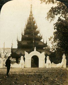 Burmai pagoda, Eden Gardens, Kalkutta, c1909.