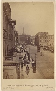 Princes Street, Edinburgh, kelet felé nézve