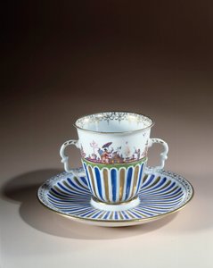 Német művészet: Meisseni porcelán trembleuse díszítésű bögre. 1730. Párizs, díszítőművészet alkotó: German School
