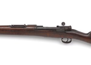 Német mauser karabélypuska, 7 mm alkotó: German School