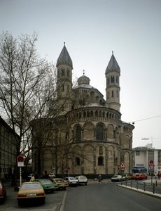 Román művészet: kilátás az Apotres-templomra alkotó: German School