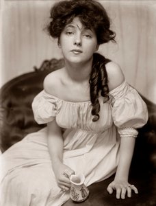 Evelyn Nesbit portréja, Gertrude Kasebier, 1900 körül (platina nyomat)