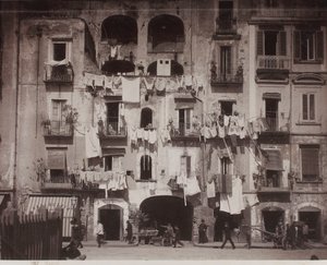 „Nápoly” - Bérház Nápolyban alkotó: Giorgio Sommer