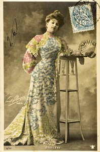 Képeslap: Arlette Dorgere/Nee Anna Mathilde Irma Jouve (1880-1965), humorista, táncos és énekes portréja