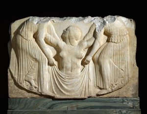 Görög művészet: „” Vénusz születése a hullámokból az Órák által támogatott”” Tróndombormű Ludovisi, Locritól. Kr.e. 460-450 - Római Nemzeti Múzeum (Palazzo Altemps) - Magna Graecia (Nagy-Görögország): Ludovisi trón; Aphrodité születése – Márvány alkotó: Greek