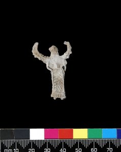 Szárnyas istennő dombormű dísze (ólom) alkotó: Greek