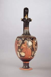 Vörös-fehér Oinochoe figura, ie 310 körül (kerámia) alkotó: Greek School