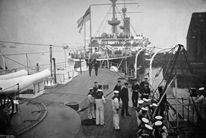 A HMS Resolution csatahajó, Portsmouth, Hampshire, 1896. alkotó: Gregory and Co