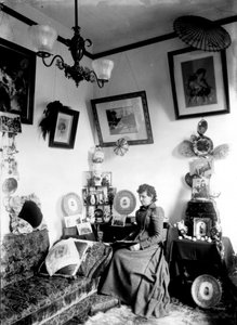 Hannah Maynard otthon, 1890 körül (bw fotó)