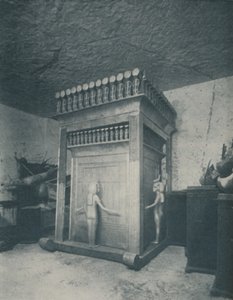 Gazdagon faragott, arannyal csillogó baldachinos szentély, 1935. év