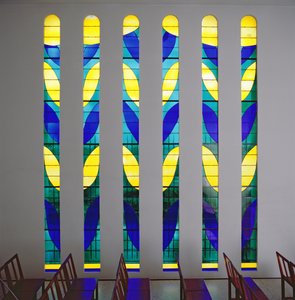 Üvegfestmények a Rózsafüzér kápolnában, Vence alkotó: Henri Matisse