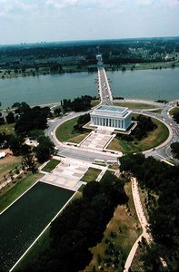 Lincoln Memorial, 1915-22 között épült