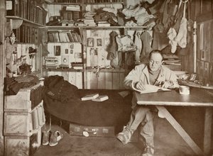 Scott kapitány a barlangjában, 1911, 1913 alkotó: Herbert Ponting