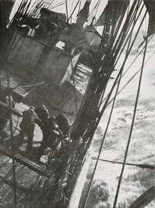 Manning the Pumps, c19101913, 1913 alkotó: Herbert Ponting