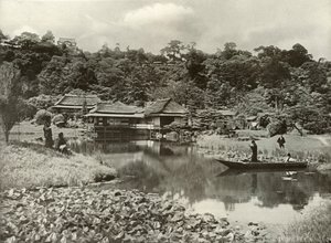A Ha-Kei-Tei fogadó és kert Hikonében, 1910. alkotó: Herbert Ponting