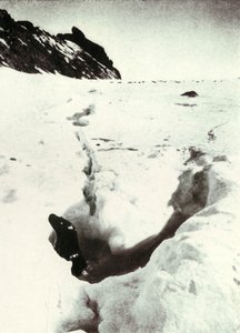 Az árapály-repedés a Razorback-szigeten, 1911, 1913 alkotó: Herbert Ponting