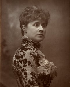 Alice Lingard brit színésznő és énekes, 1884