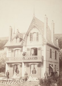 Cím nélkül (Családi portré - emberek házzal) alkotó: Hippolyte Bayard