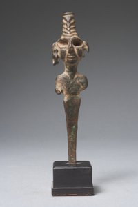 Anatóliai-kánaáni alak (bronz) (lásd még: 325651) alkotó: Hittite