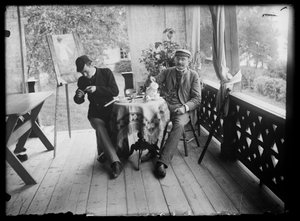 Hugo és Julius Simberg a Niemenlautlawa verandán