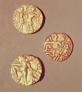Kumargupta I (425-454), Chandragupta I (320-335) és Sri Rajray (arany) dinárja