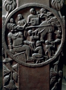 Indiai művészet, hinduizmus: alacsony dombormű, amely majmokat ábrázol, akik elefánt segítségével tépik a fogat egy óriásról. Kr.e. 2. század. Kolkata, Indiai Múzeum alkotó: Indian School