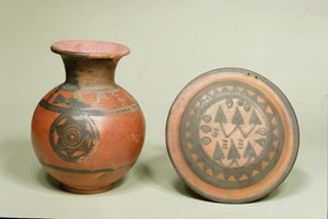 Terrakotta edény és fedél, a Harappa-i H temetőből, az Indus-völgyben, ie 1500-i.e. 1200 (terrakotta) alkotó: Indian School