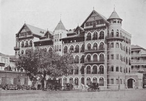 Bombay / Mumbai: A Royal Bombay Yacht Club lakótermei (fekete-fehér fotó) alkotó: Indian photographer