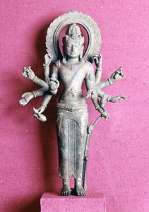Avalokitesvara.. buddhista istenség. Szobor Jáváról - 8. század a. C.. Paris, Musée Guimet