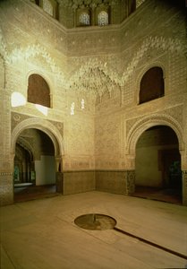 A két nővér szobája (Sala de las Dos Hermanas) 14. század