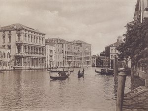 Canal Grande E Palazzo Browning (f/w fotó) alkotó: Italian Photographer