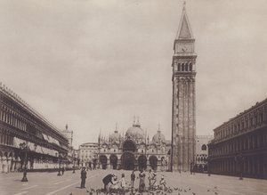 Piazza S Marco (f/w fotó) alkotó: Italian Photographer