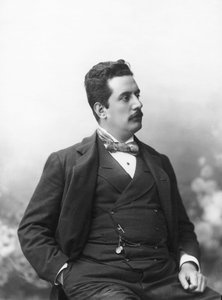 Giacomo Puccini portréja, 1900 körül