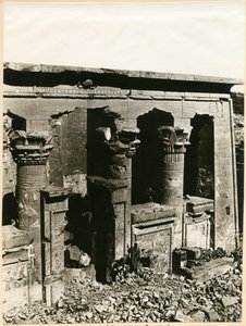 A Mandulisz-templom prónája, Kalabsza, Egyiptom, Antonio Beato fotója alkotó: Italian Photographer