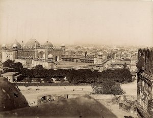 Kilátás Agra városára és a Moti-mecsetre (Agra Fort), 1890 körül (ezüst zselatin nyomat) alkotó: Italian Photographer